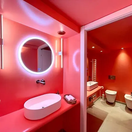 Bright, Silent & Modern Space In Turin! Турин