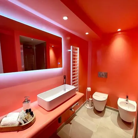 Bright, Silent & Modern Space In Turin!